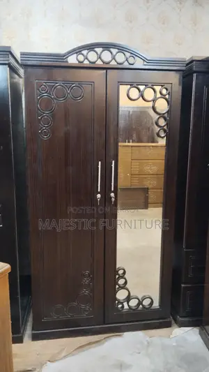 নতুন আলমারি মালয়েশিয়ান এমডিএফ। মডেল # ১৯৮৭