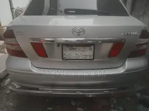 Toyota Premio 2002
