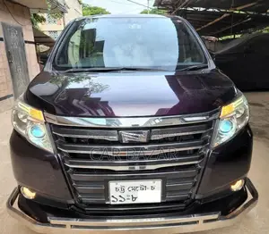 Toyota Noah Si OCTANE LPG 2015