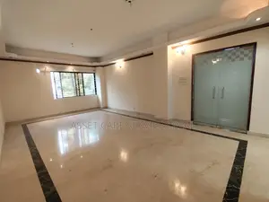 গুলশান-২ এ ৩০০০ বর্গফুটের ৩ বেডরুমের আন-ফার্নিশড এক্সক্লুসিভ অ্যাপার্টমেন্ট ভাড়া হবে