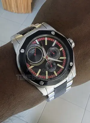 Guess Watch From Italy100% Genuine মেশিন