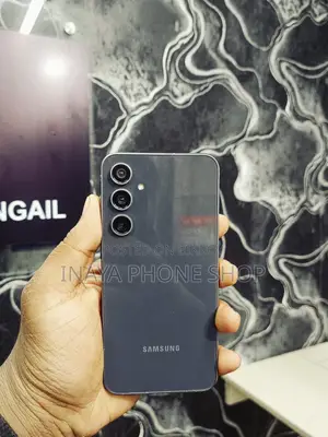 স্যামসাং গ্যালাক্সি এস২৩ এফই (৮/২৫৬) (ব্যবহৃত)