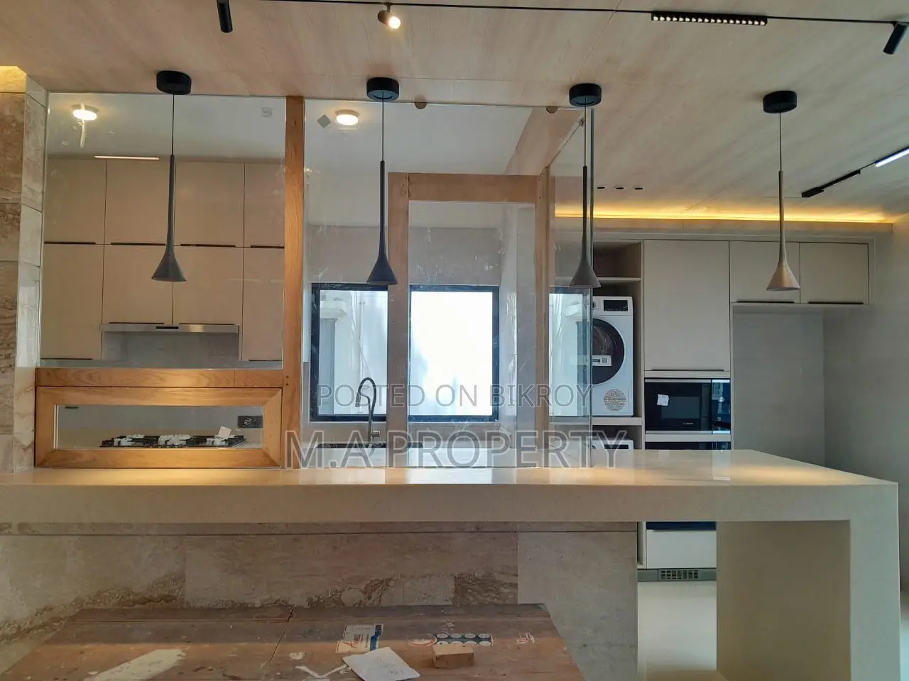 New Apartment 4-Bedroom Gym, Swimming 2-Carpark (5500sqft)