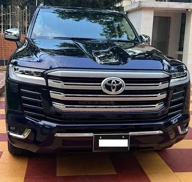 Land Cruiser V8 for rent