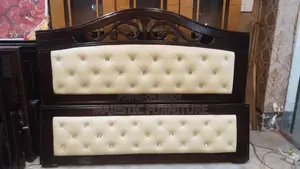 NEW BED 5/7 FEET LEATHER. M # 589