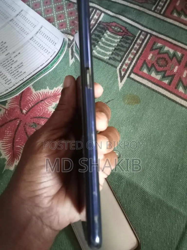 OPPO F11 4/128 (Used)