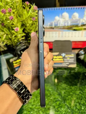 Realme 10 4/64 (Used)