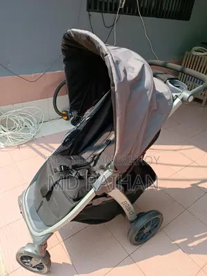 Chicco Bravo Baby Stroller – Like New Condition