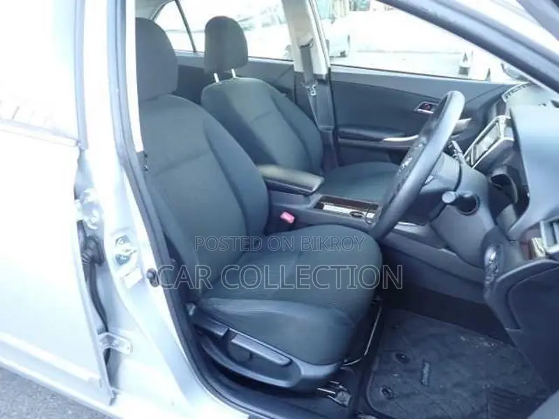 Toyota Premio FL Silver 2021
