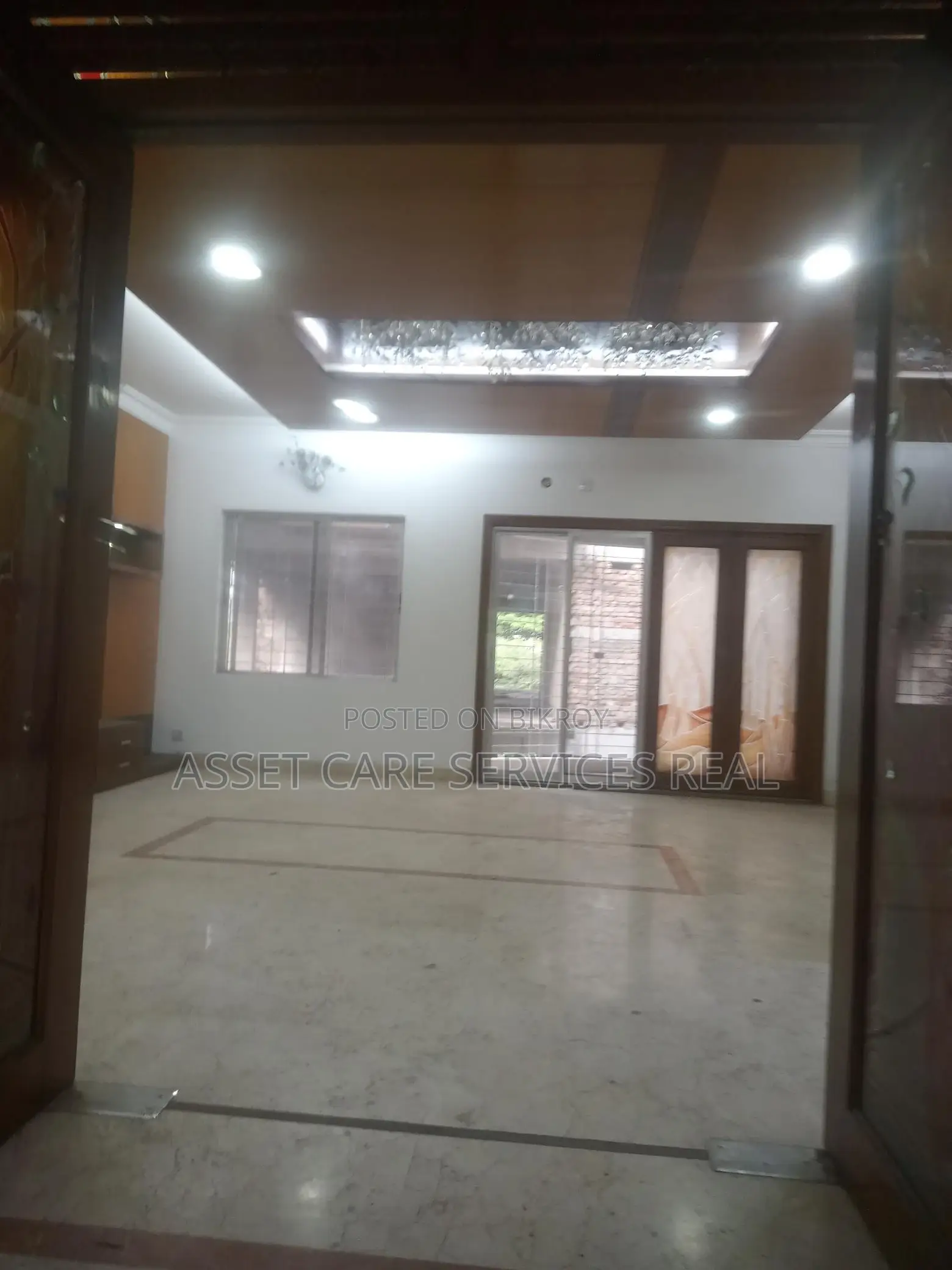 Beautiful Apartment For Rent In Gulshan 2