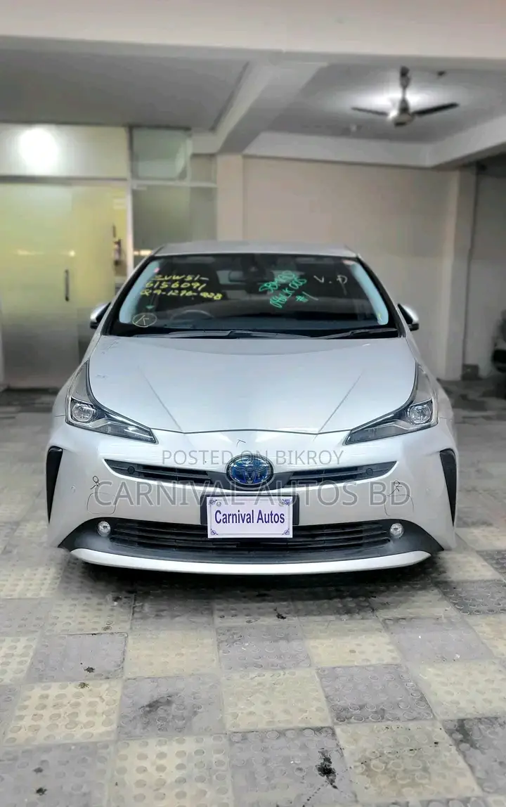 Toyota Prius A PACKAGE SILVER 2020