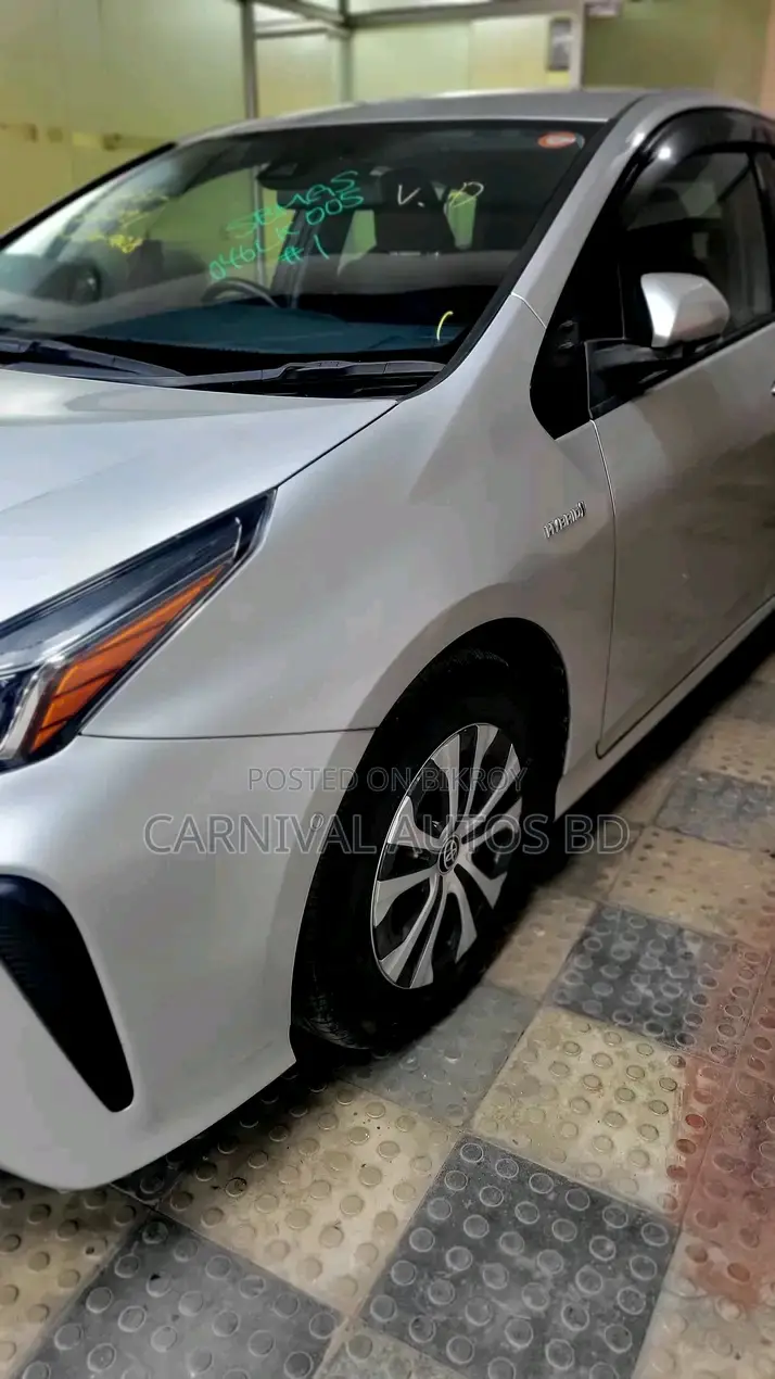 Toyota Prius A PACKAGE SILVER 2020