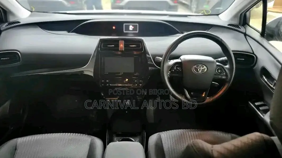 Toyota Prius A PACKAGE SILVER 2020