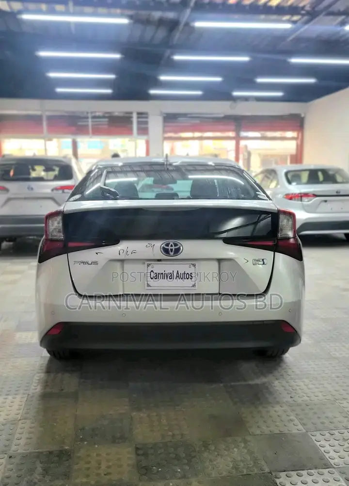 Toyota Prius A PACKAGE SILVER 2020