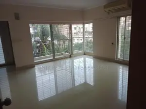 Good Quality 4 Bedroom Semi Furnished Flat Rent In Gulshan