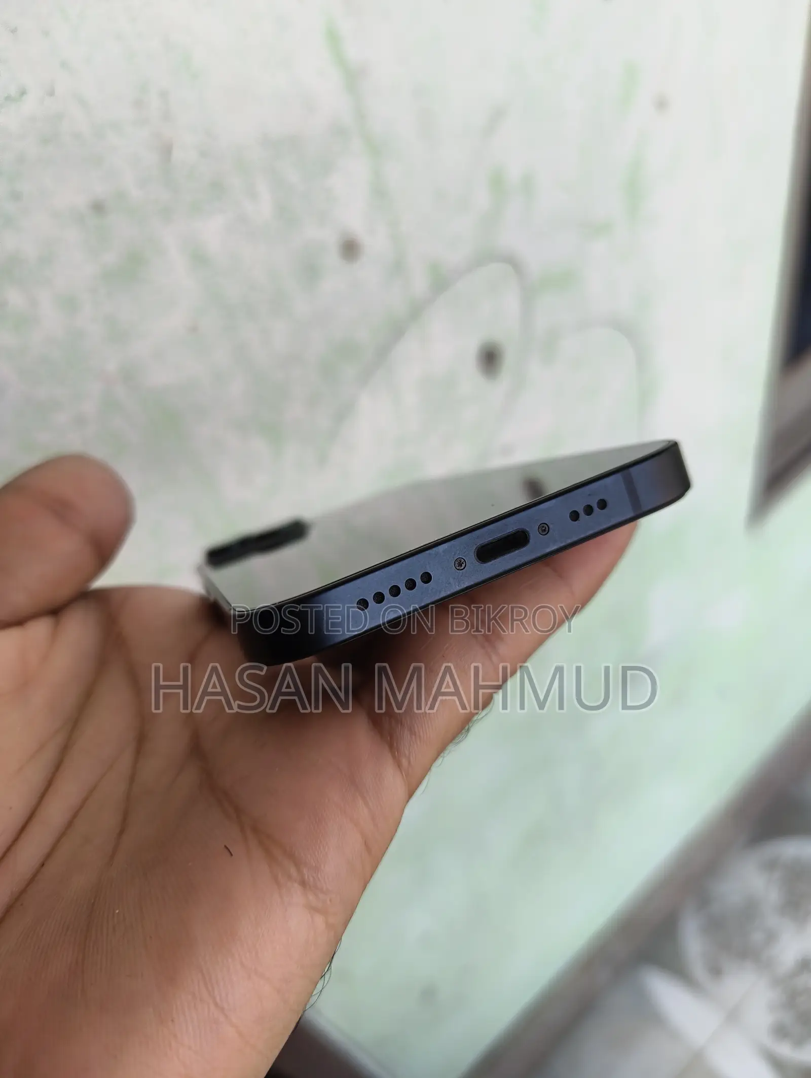 Apple iPhone 13 Mini (Used)