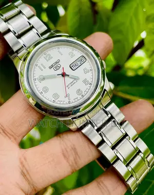 Gorgeous SEIKO 5 SNKK33 Numerical Sunburst White Automatic Watch