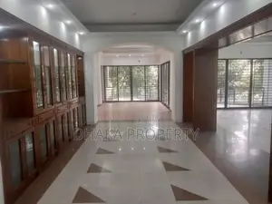 গুলশান নর্থে চমৎকার সেমি-ফার্নিশড অ্যাপার্টমেন্ট ভাড়া