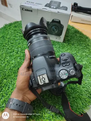 ক্যানন ২০০ডি (canon 200D) ১৮-৫৫ এসটিএম লেন্সসহ ফুল ফ্রেশ বক্স কন্ডিশন...