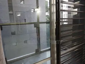 বারিধারা ডিপ্লোম্যাটিক জোনে বিলাসবহুল ৪ বেড ফার্নিশড অ্যাপার্টমেন্ট ভাড়া