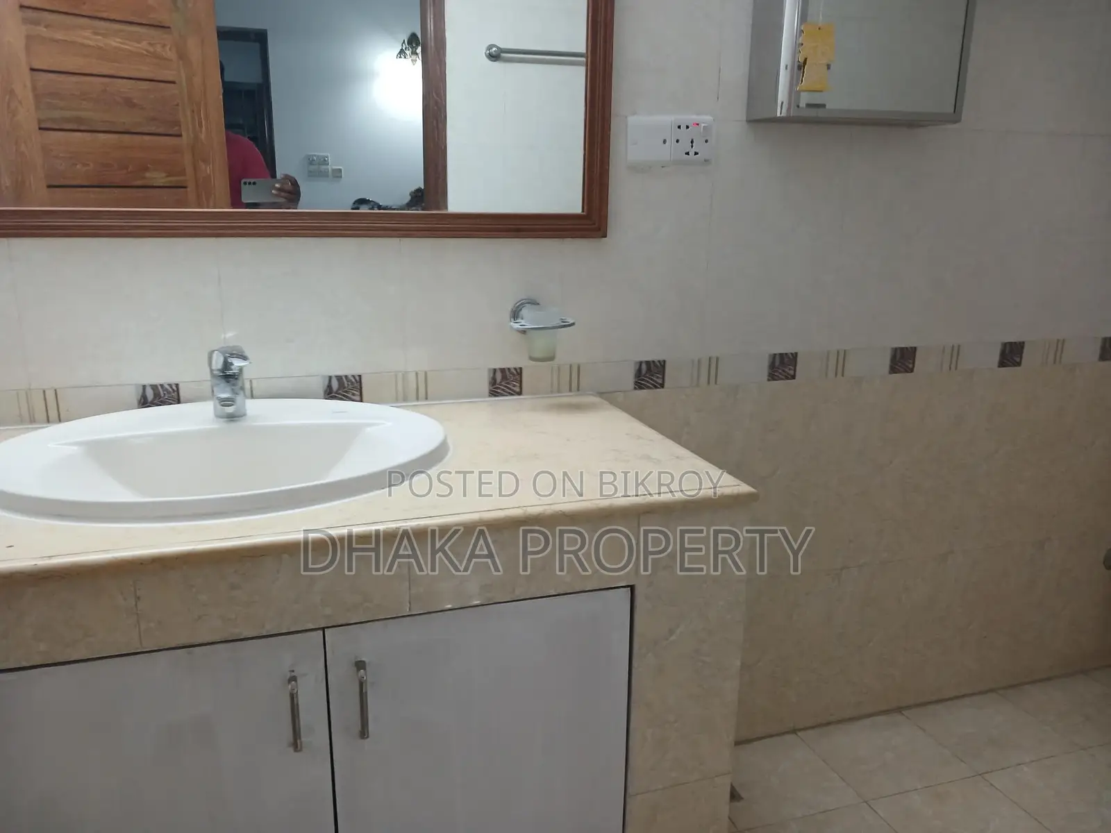 Luxurious 4Bed Furnish Apartment Rent At Baridhara Diplomatic Zone