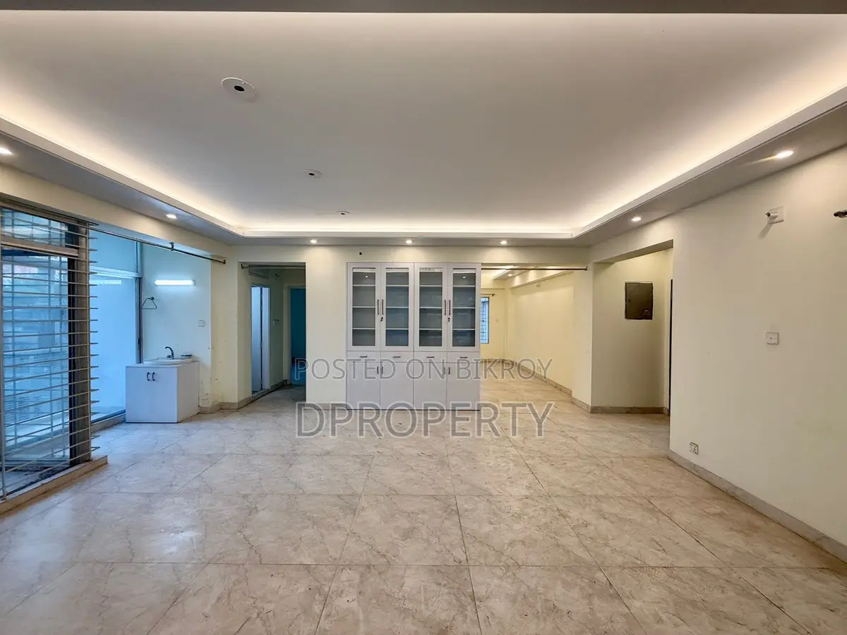 4bdrm Apartment in Basundhara for Rent