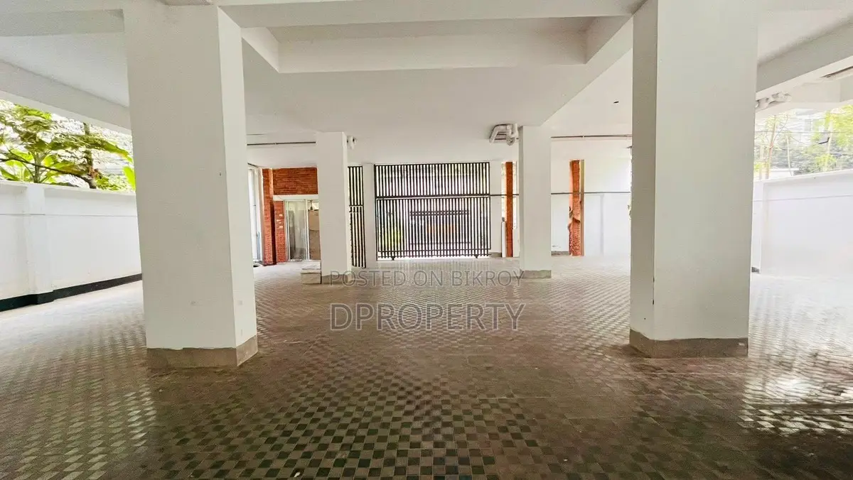 4bdrm Apartment in Basundhara for Rent