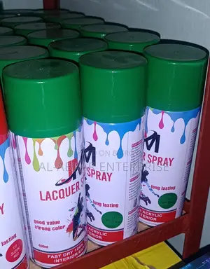 JM LACQUER SPRAY Color black