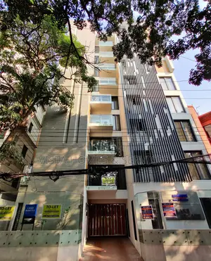 Lakeside Furnished Office Space for Rent in Gulshan-1 (1850 sq.ft.)