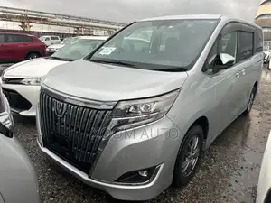 Toyota Esquire XI PKG SILVER COLOR 2020