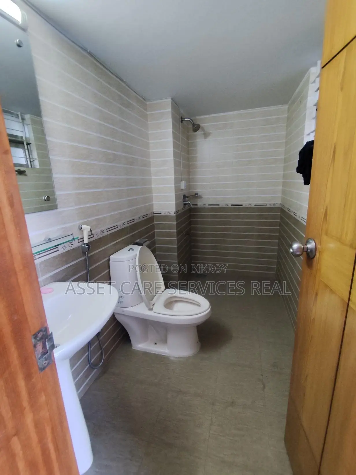 North Banani 3Bed Semi-Furnished Exclusive Apartment Rent