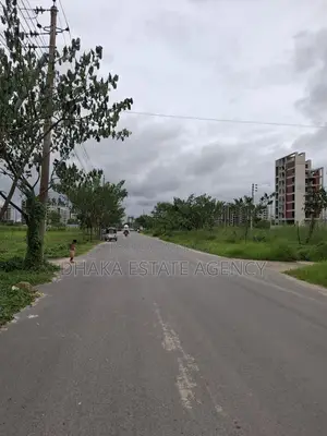 ৩ কাঠা সেক্টর ২৫ সাউথ ফেস