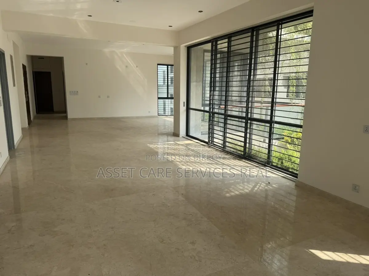 Excellent Brand New Apartment Rent in Gulshan North