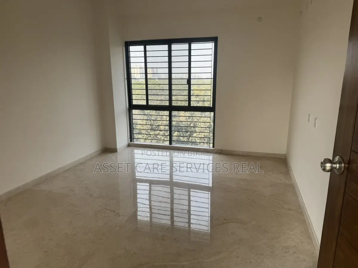 Excellent Brand New Apartment Rent in Gulshan North
