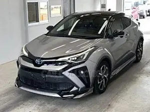 Toyota C-HR G LED 2020