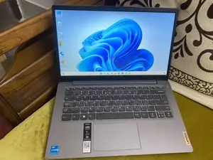 Lenovo Core i5 12th generation Laptop//8GB Ram/500 GB SSD