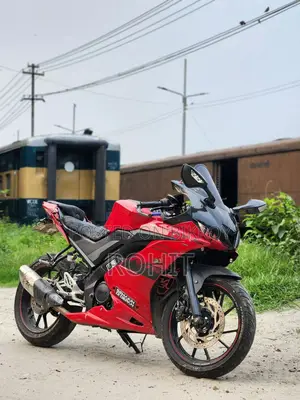 Yamaha R15 . 2021