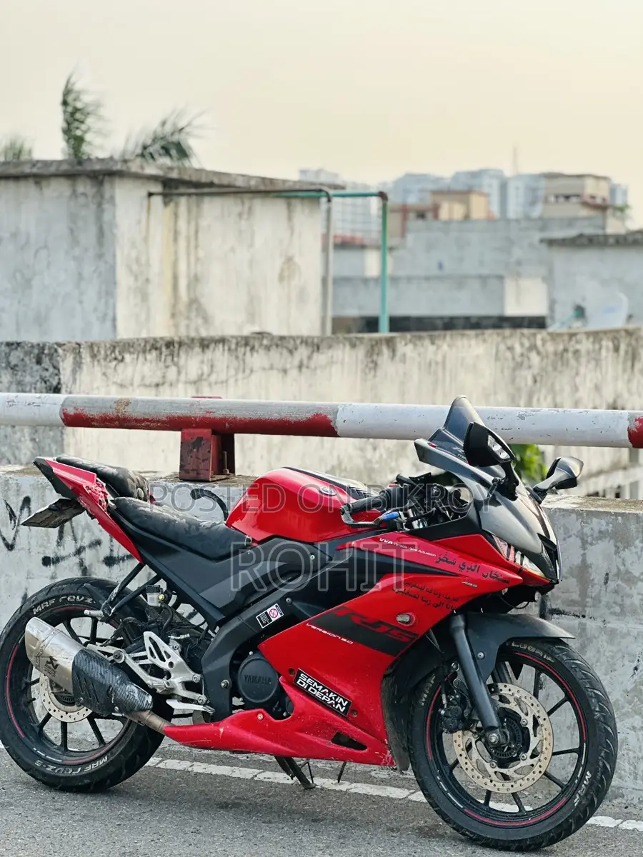 Yamaha R15 . 2021