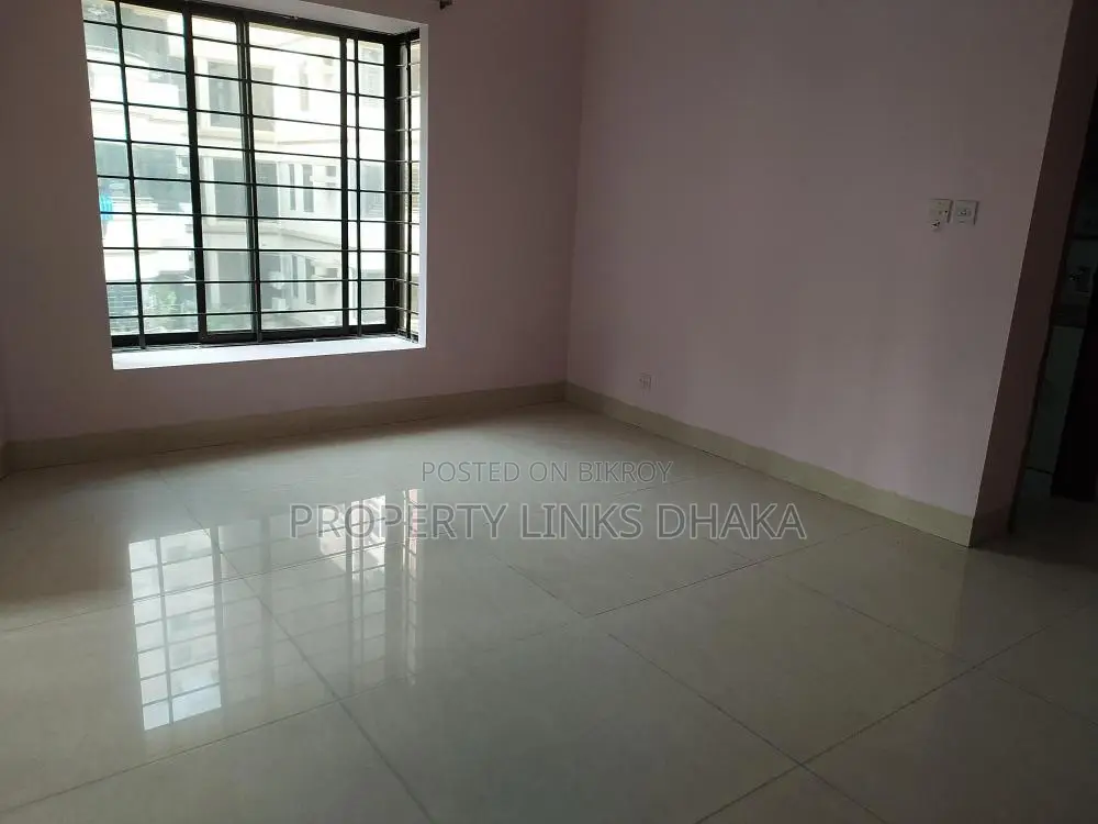 Unfurnished flat for Rent in Gulshan