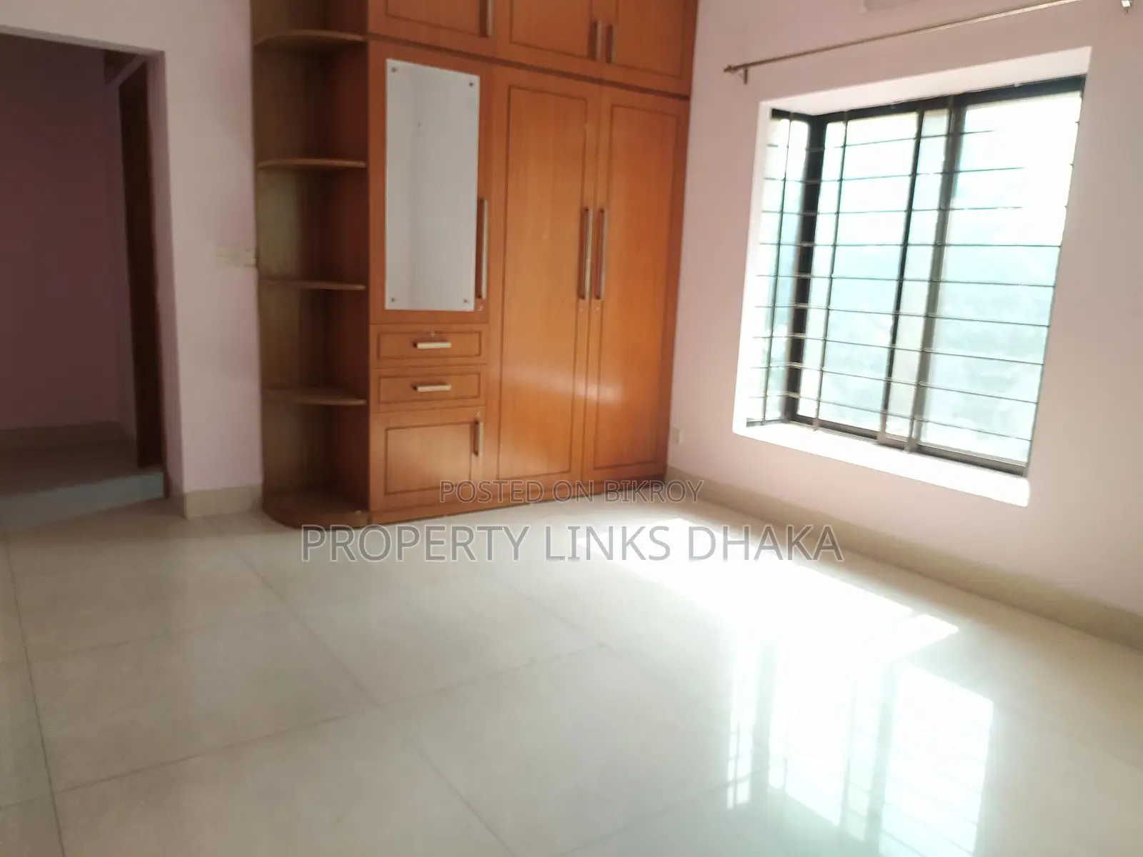 Unfurnished flat for Rent in Gulshan
