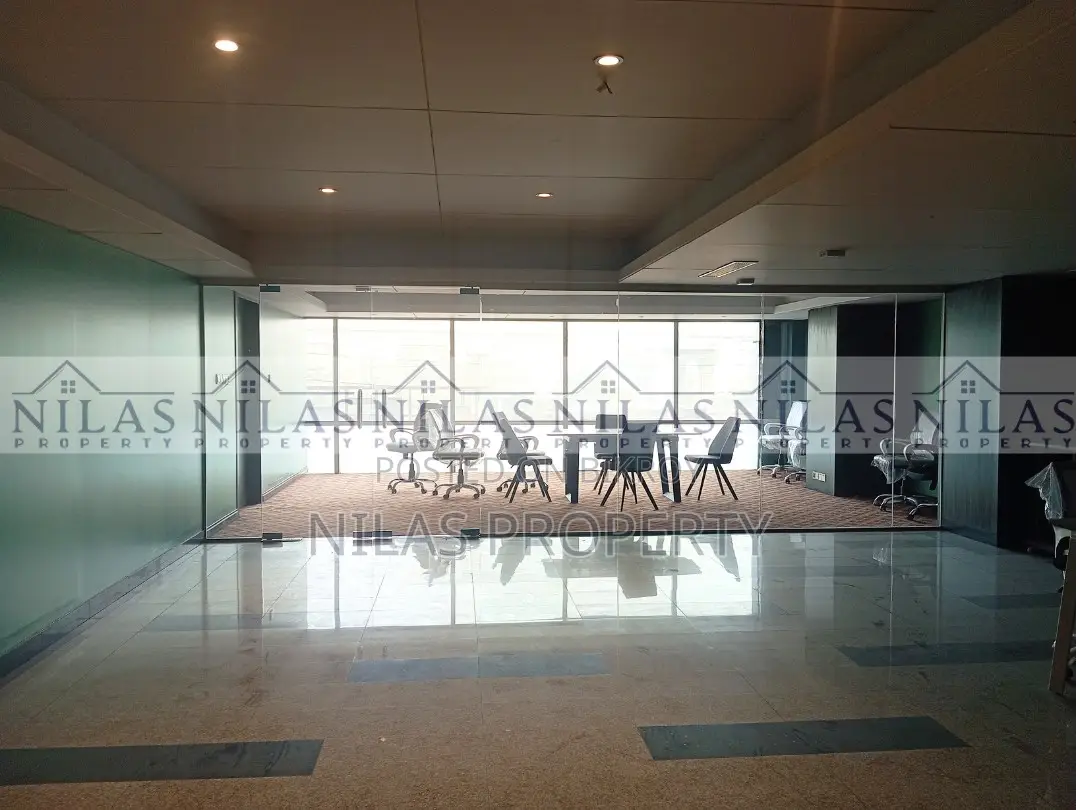Full-Furnished VIP Commercial 7800 Sft Office Space Rent