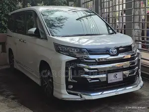 Toyota Noah SZ 2022