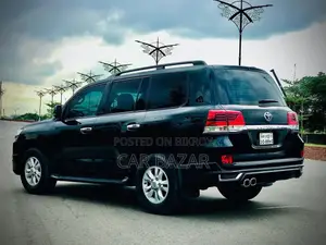 Toyota Land Cruiser V8 VXR DIESEL 2011