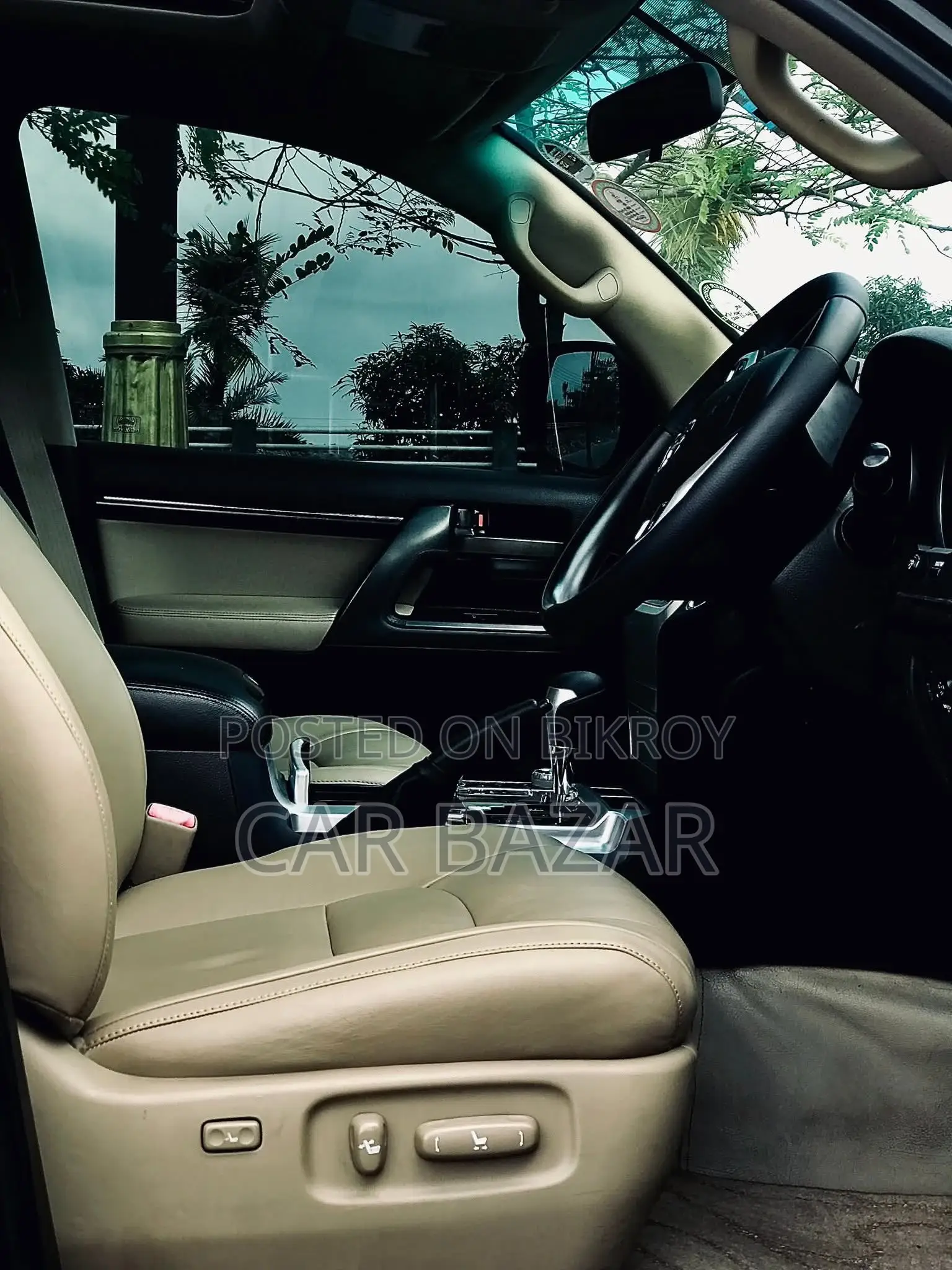 Toyota Land Cruiser V8 VXR DIESEL 2011