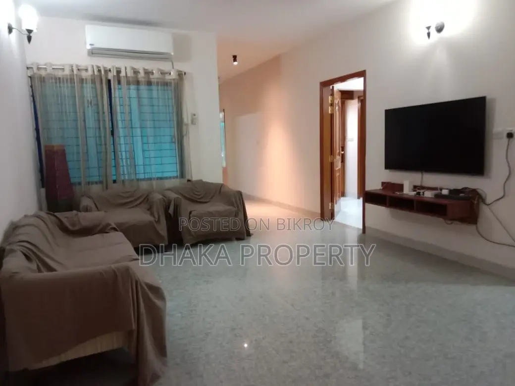 2700sqFt.Wonderful 3Bedroom Full Furnish Apartment Rent at Gulshan