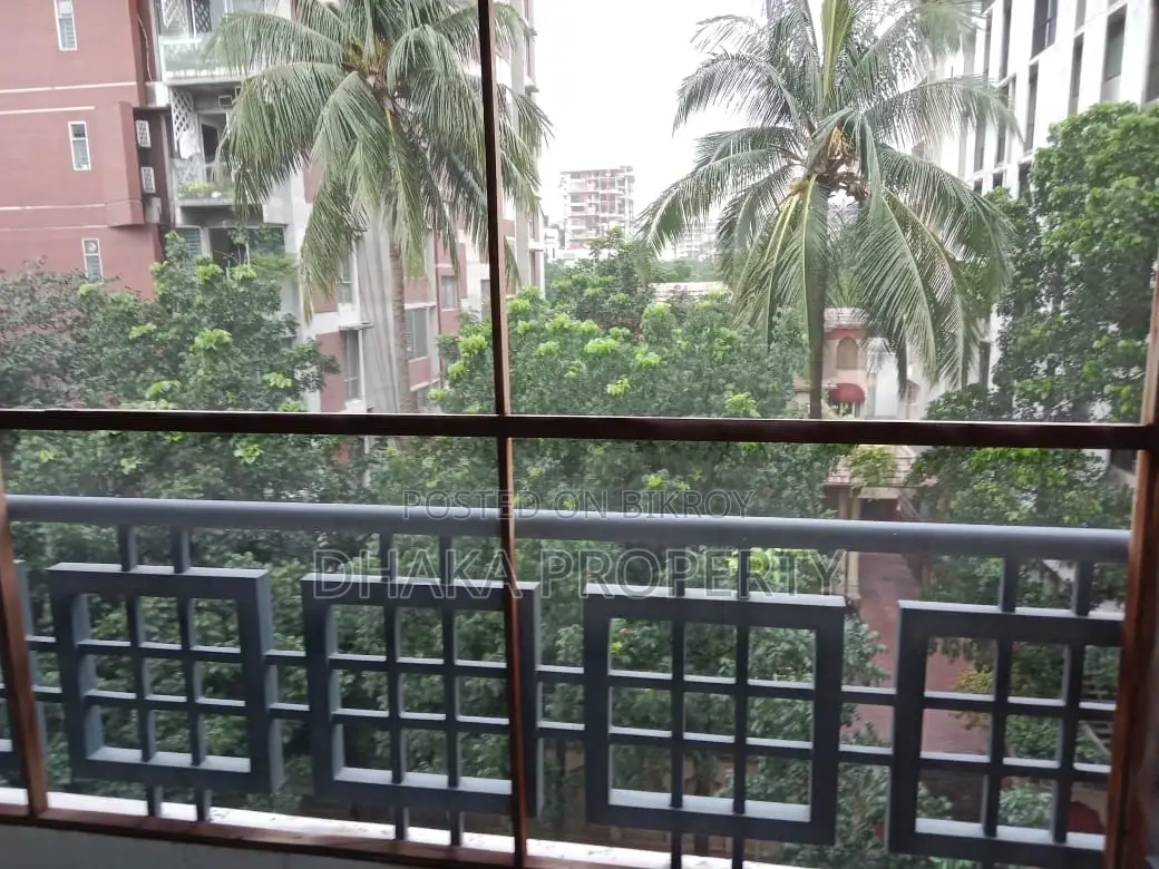 2700sqFt.Wonderful 3Bedroom Full Furnish Apartment Rent at Gulshan