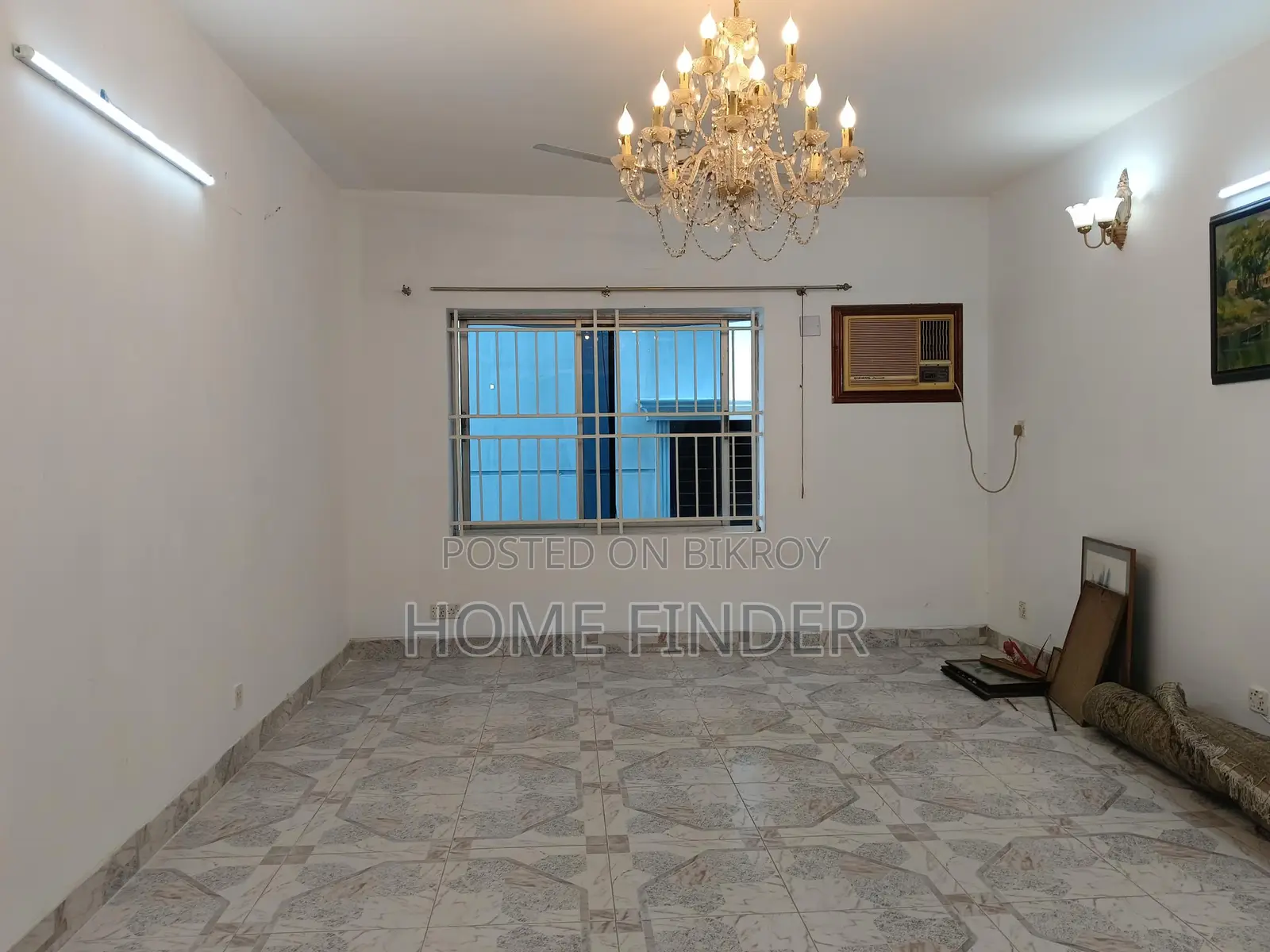 2400 Sqft Un-Furnished Apartment For Rent In Gulshan 1