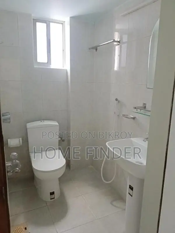 2400 Sqft Un-Furnished Apartment For Rent In Gulshan 1