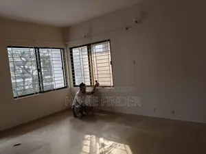 গুলশানে ভালো মানের ২৪০০ বর্গফুটের আন-ফার্নিশড অ্যাপার্টমেন্ট ভাড়ার জন্য