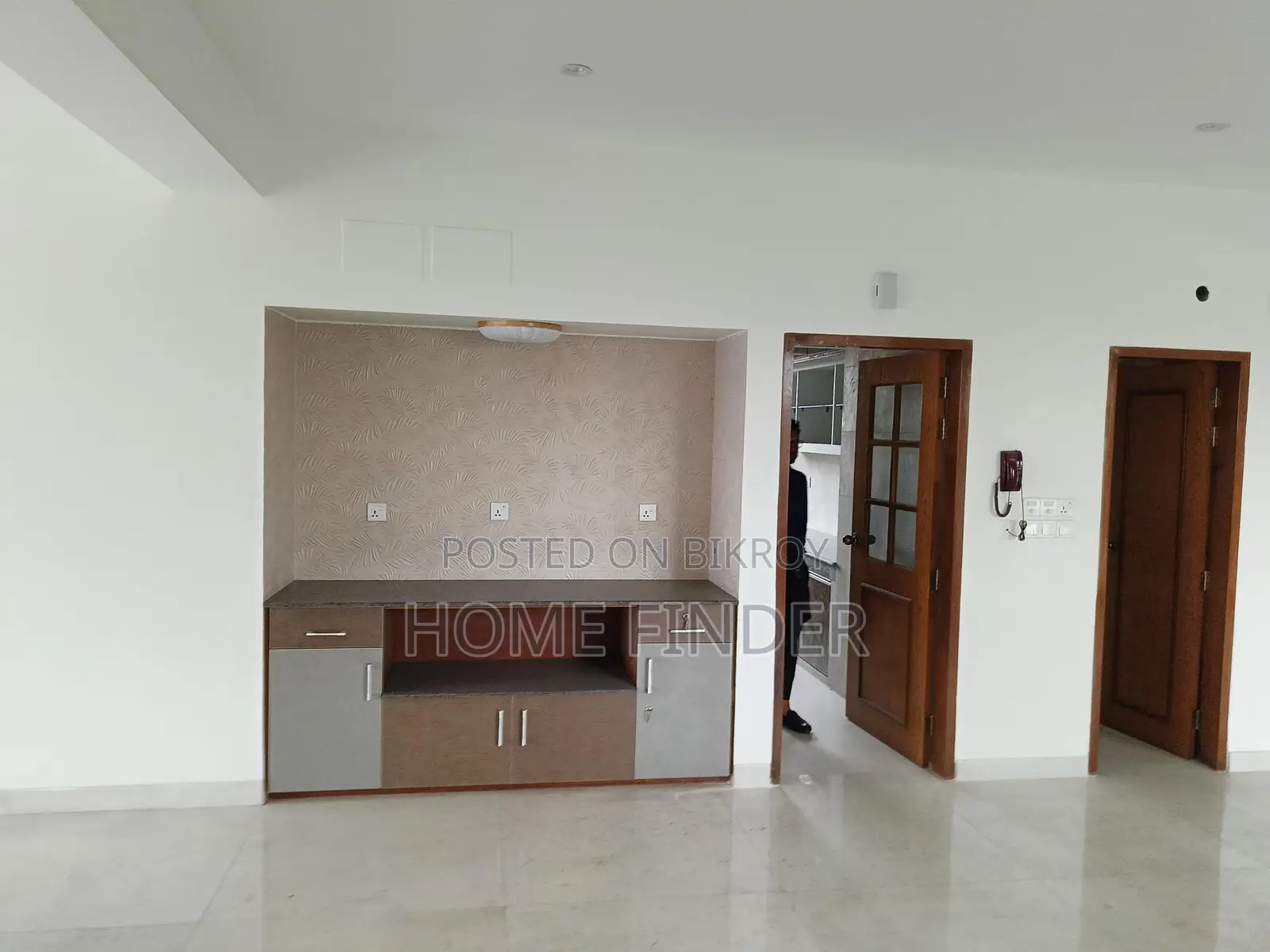 A Nice And Comfortable Apartment Of 3500 Sq Ft Is Up For Rent In Gulshan